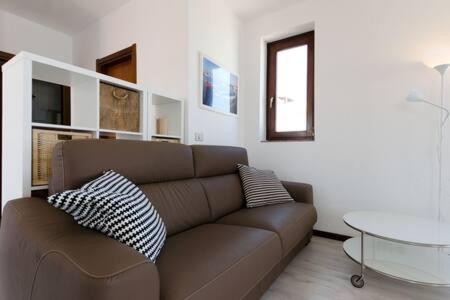 Апартаменты Casa Ciclopi Ачитрецца Экстерьер фото